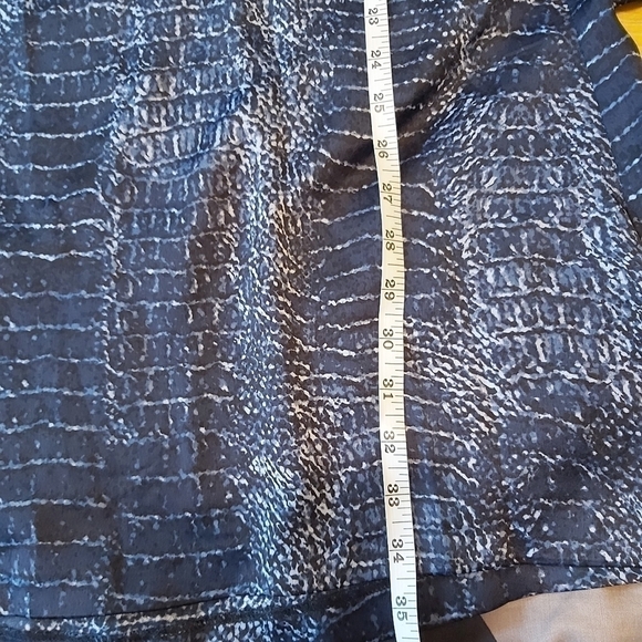 h by  Halston  V-Neck Crossover  Dress - Picture 10 of 10